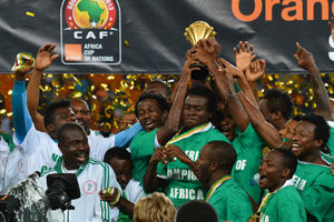 西蒙斯27分 凯尔特人115-101轻取公牛 布泽利斯26分3板2助